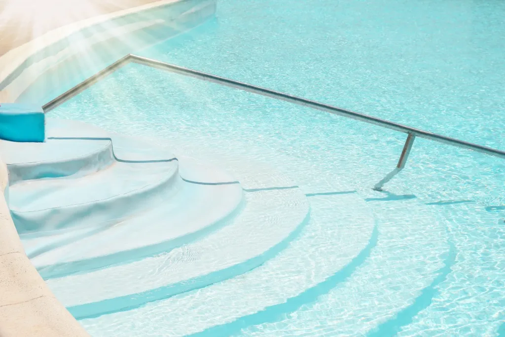 swimming pool steps